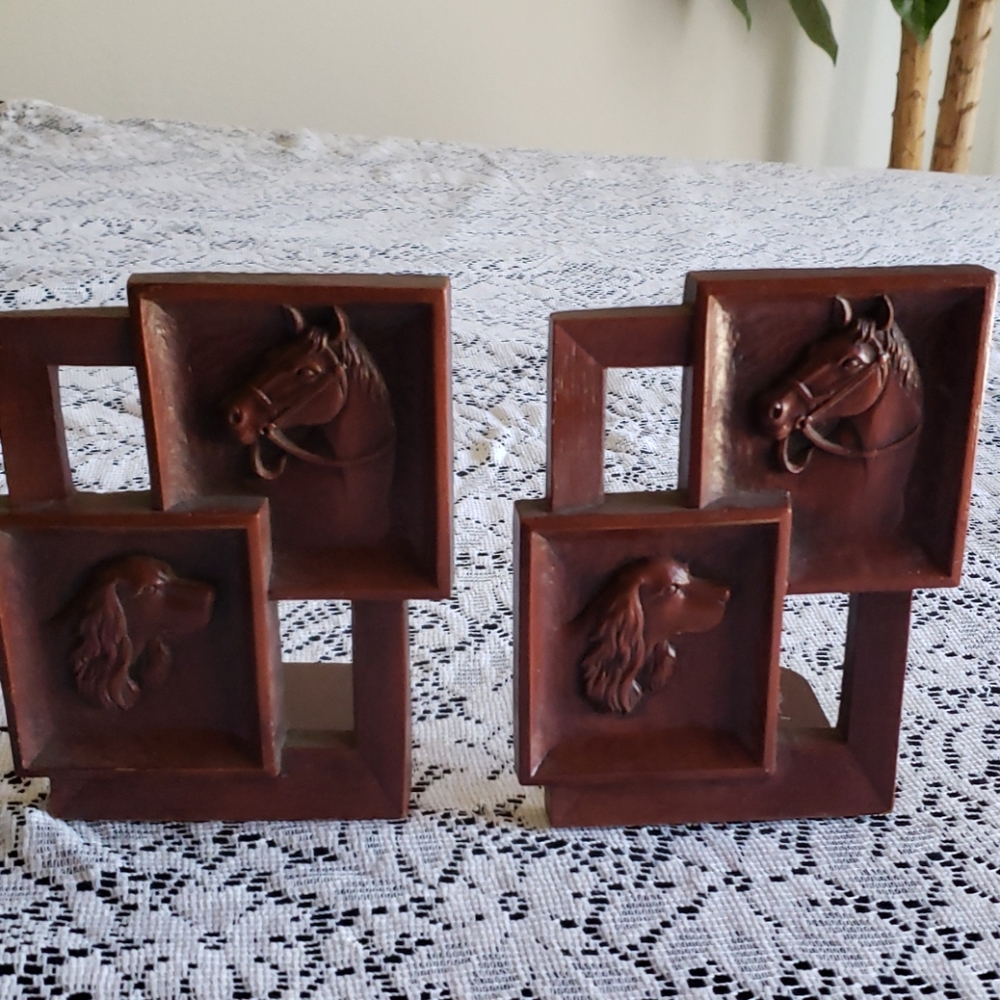 Horse and Dog Book ends.